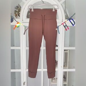 Vuori Daily Athletic Leggings